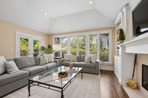 757 Locust Street Winnetka IL 60093