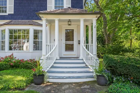 757 Locust Street Winnetka IL 60093