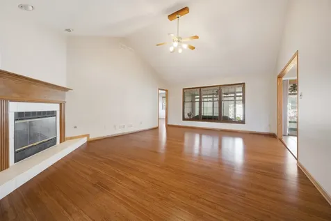 511 South Poplar Street Manteno IL 60950