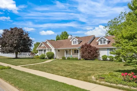 511 South Poplar Street Manteno IL 60950