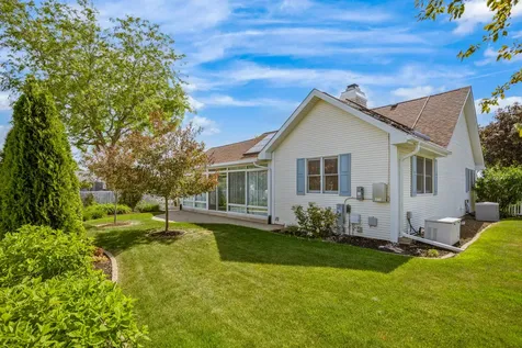 511 South Poplar Street Manteno IL 60950