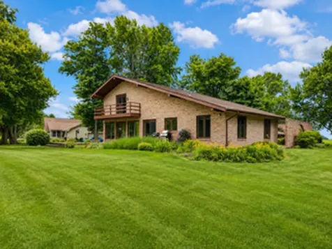 15830 Crestwicke Drive Bloomington IL 61705