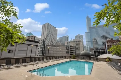 10 East Ontario Street Chicago IL 60611