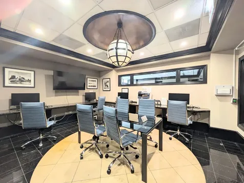 10 East Ontario Street Chicago IL 60611