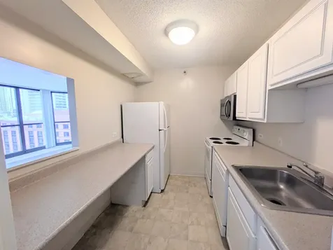 10 East Ontario Street Chicago IL 60611