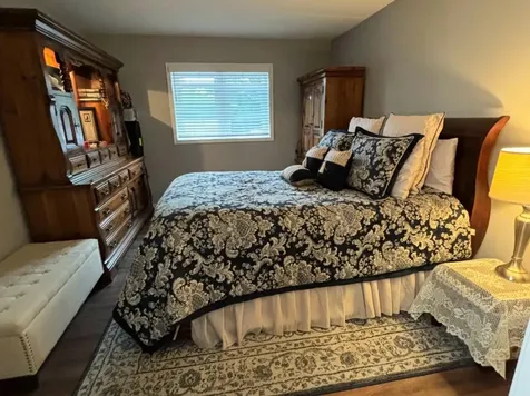 4009 West 105th Street Oak Lawn IL 60453