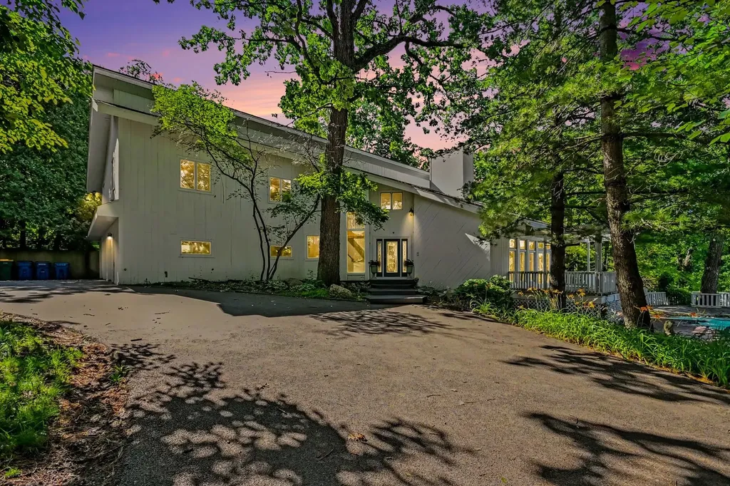 24635 West Mound Road Joliet IL 60404