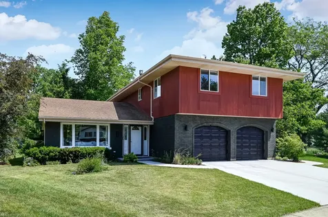 926 Holliston Court Schaumburg IL 60193