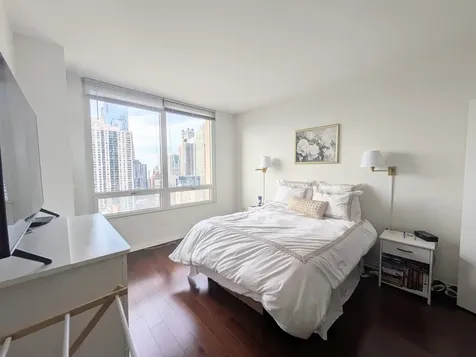 33 West Ontario Street Chicago IL 60654