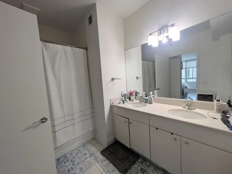 33 West Ontario Street Chicago IL 60654