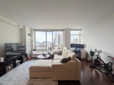 33 West Ontario Street Chicago IL 60654