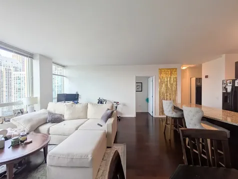 33 West Ontario Street Chicago IL 60654