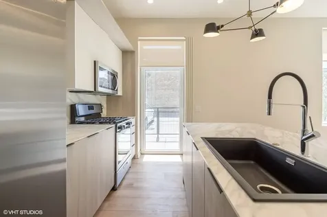 3153 North Tripp Avenue Chicago IL 60641