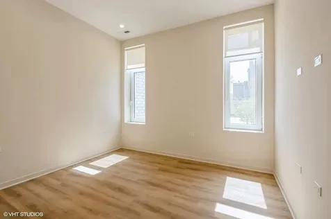 3153 North Tripp Avenue Chicago IL 60641