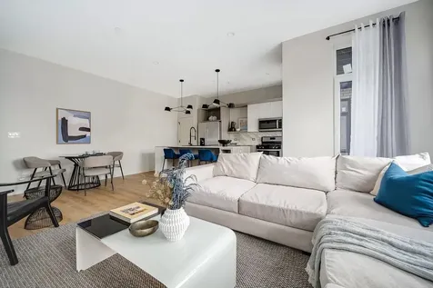3153 North Tripp Avenue Chicago IL 60641