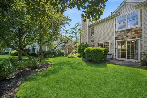 169 Crescent Lane Schaumburg IL 60193