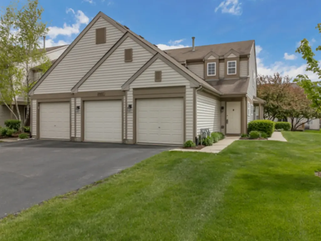 2607 Sheehan Court Naperville IL 60564
