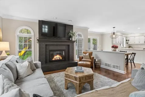 602 Gray Street Geneva IL 60134