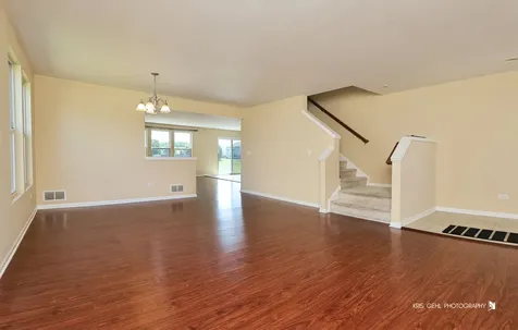 4111 Credence Drive Zion IL 60099