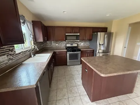 4111 Credence Drive Zion IL 60099