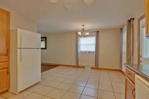 648 North Greenview Avenue Mundelein IL 60060