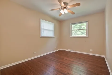 648 North Greenview Avenue Mundelein IL 60060