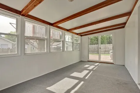648 North Greenview Avenue Mundelein IL 60060