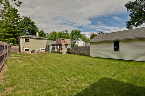 648 North Greenview Avenue Mundelein IL 60060