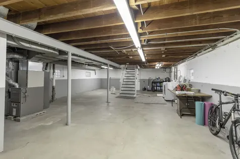 5823 North Merrimac Avenue Chicago IL 60646