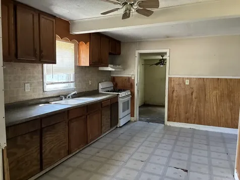605 Garver Avenue Rockford IL 61102