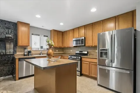 4015 Cypress Drive Zion IL 60099