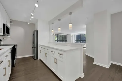 222 East Pearson Street Chicago IL 60611