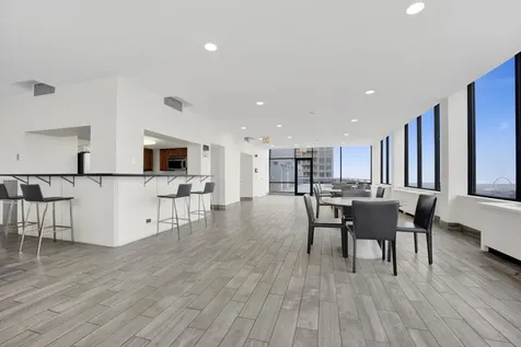 222 East Pearson Street Chicago IL 60611
