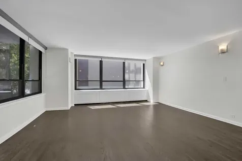 222 East Pearson Street Chicago IL 60611