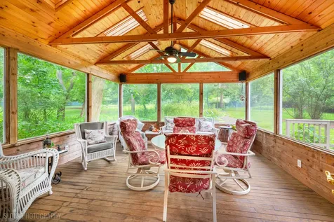 7108 Red Barn Road Crystal Lake IL 60012