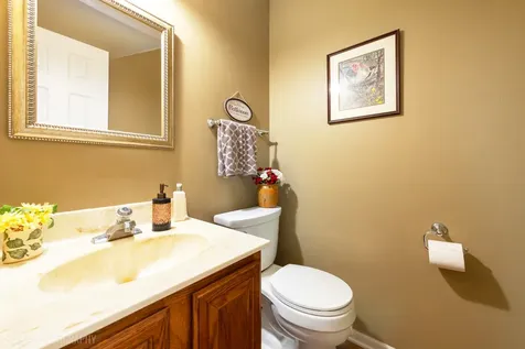 7108 Red Barn Road Crystal Lake IL 60012