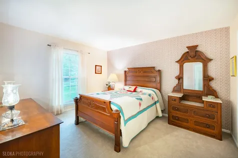 7108 Red Barn Road Crystal Lake IL 60012