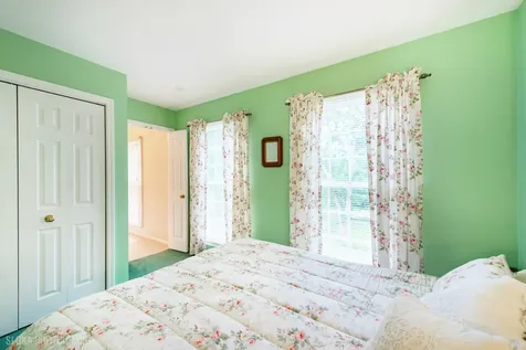 7108 Red Barn Road Crystal Lake IL 60012