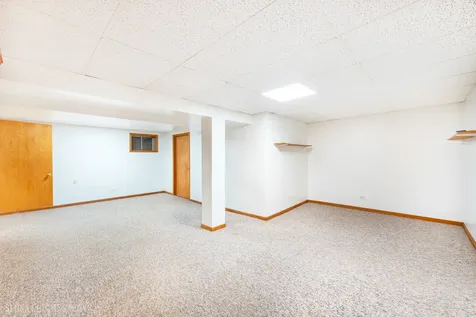 7108 Red Barn Road Crystal Lake IL 60012