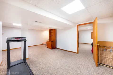 7108 Red Barn Road Crystal Lake IL 60012