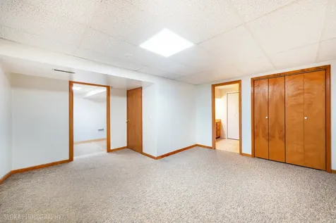 7108 Red Barn Road Crystal Lake IL 60012