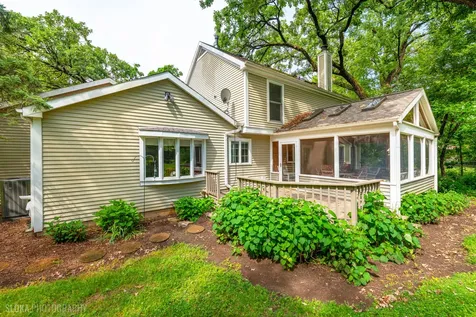 7108 Red Barn Road Crystal Lake IL 60012