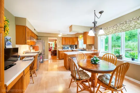 7108 Red Barn Road Crystal Lake IL 60012