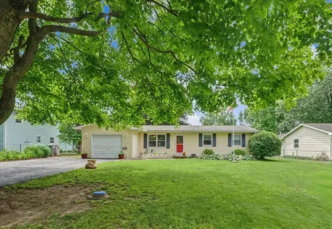 507 East Larmon Street Tolono IL 61880