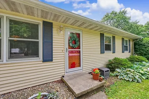 507 East Larmon Street Tolono IL 61880