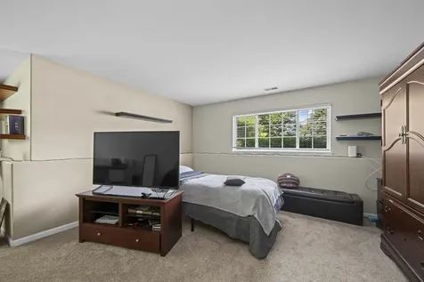 557 Cary Woods Circle Cary IL 60013