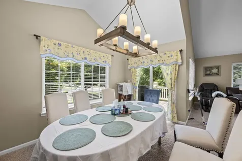 557 Cary Woods Circle Cary IL 60013