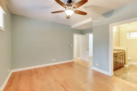 1416 West Farwell Avenue Chicago IL 60626