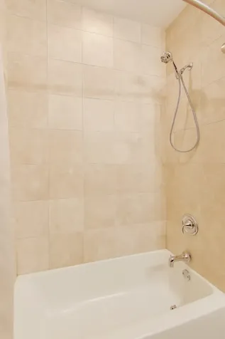 1416 West Farwell Avenue Chicago IL 60626