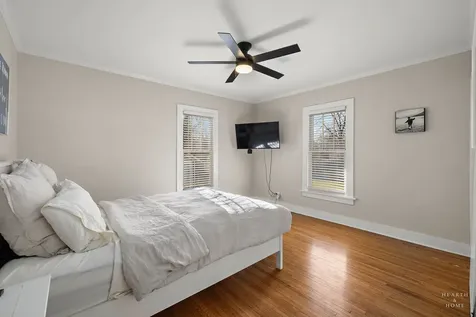 381 Douglas Avenue Crystal Lake IL 60014